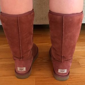 UGGS Limited Edition Berry Color